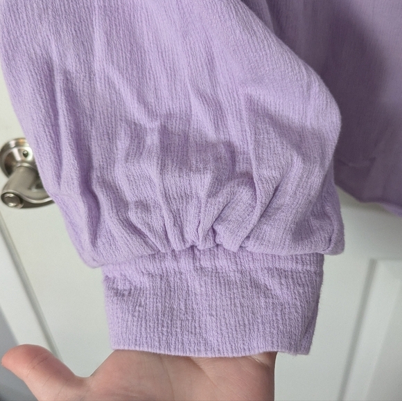 Lilac 100% Cotton Puffy Sleeves V-Neck Blouse from a new day Size Large - Picture 6 of 7